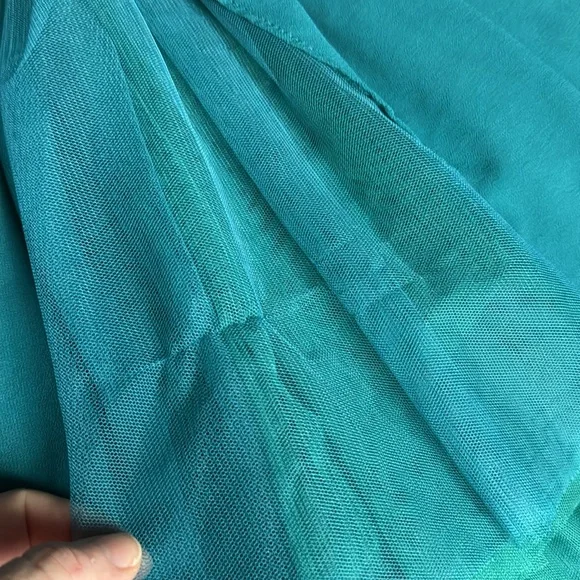 Taylor Joelle teal dress w/ cape - Picture 11 of 11